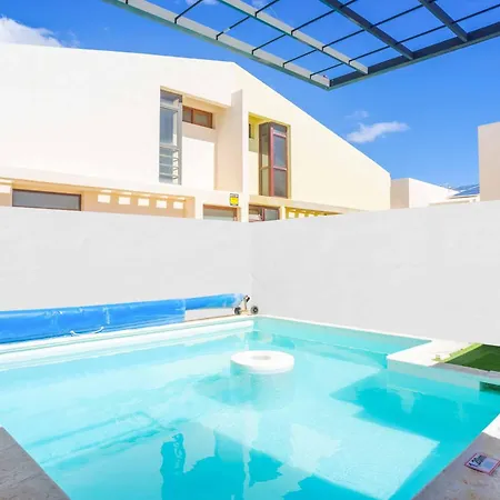 Lanzabur Villa Teguise (Lanzarote)