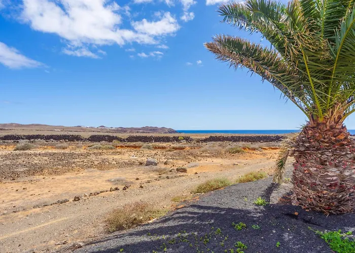 Lanzabur Villa Teguise (Lanzarote)