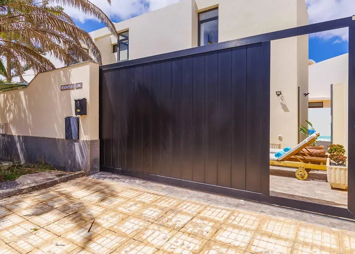 Lanzabur * Teguise (Lanzarote)