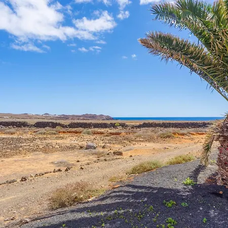 Lanzabur Villa Teguise